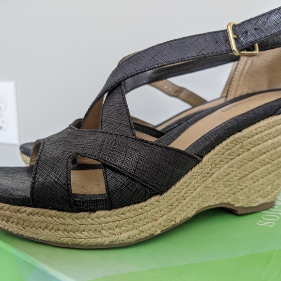 Sense & Sensibility wedge sandals - Picture 3 of 4